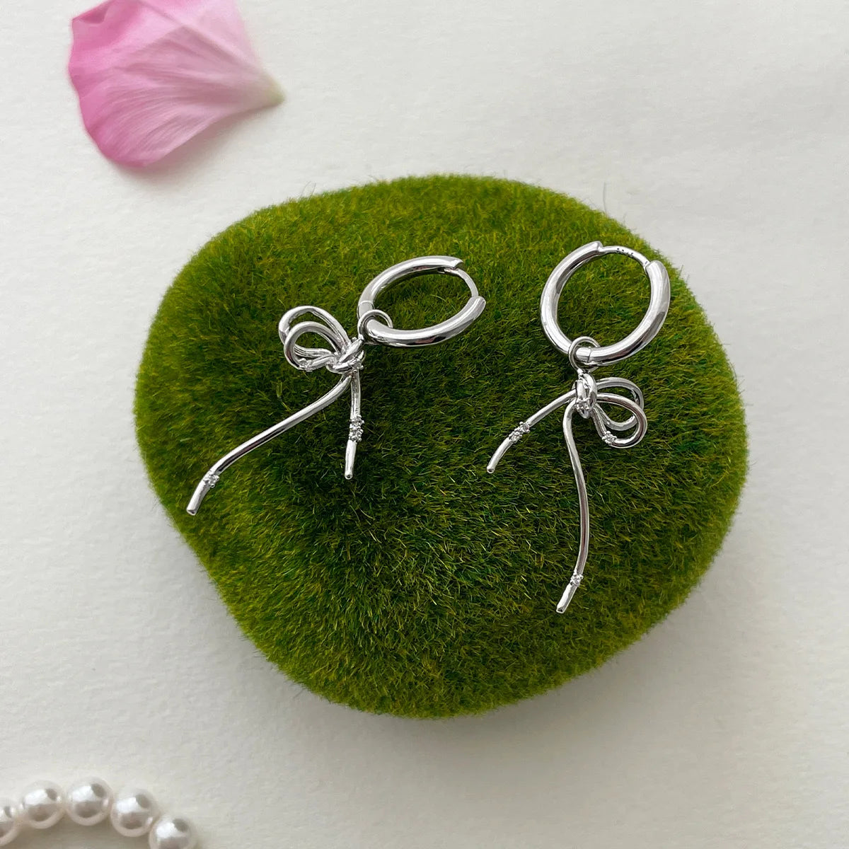 Twist & Bow