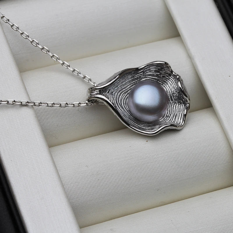 Pearl Charm